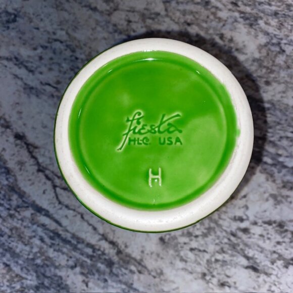 Fiestaware 10" Vase in Shamrock - Picture 5 of 7